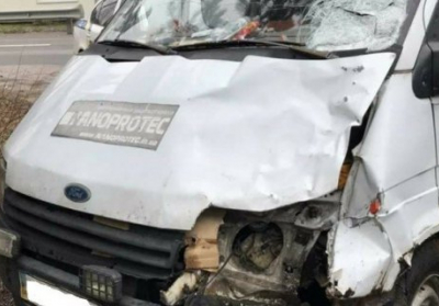 У Конча-Заспі водій мікроавтобуса збив на смерть жінку та втік