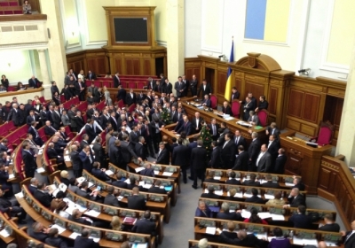 Яценюк заблокував трибуну з вимогою декриміналізації 