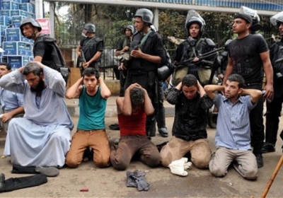 У Єгипті 36 в'язнів-ісламістів задихнулися сльозогінним газом