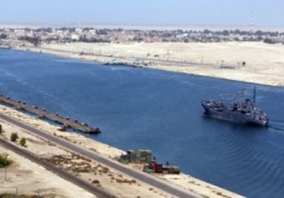 Єгипет закрив Суецький канал для військ НАТО