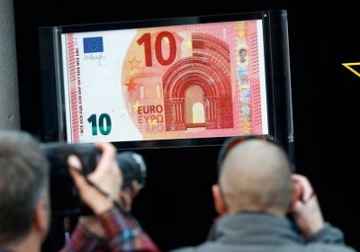 Евро перевалило за 16 гривен