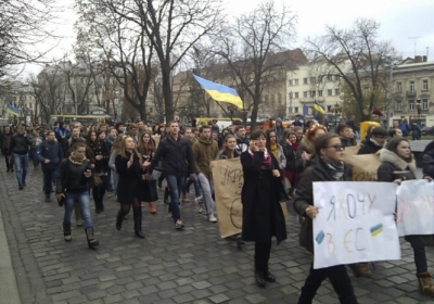 Львівські студенти проводять власний Євромайдан (відео)