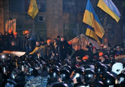 Надзвичайний стан в Україні: що це означає для громадян