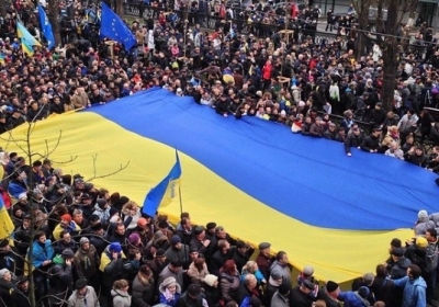 Фюле и Пайетт призывают к немедленному диалогу для мирного выхода из сложившейся ситуации в Киеве