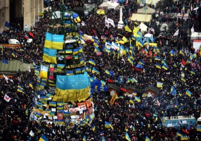 На марш оппозиции собралось несколько сотен митингующих, - российское ТВ (видео) 