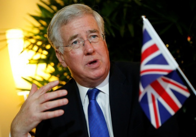 Министр обороны Британии уходит в отставку из-за скандала с сексуальными домогательствами