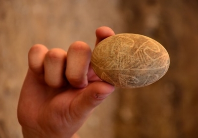 У Львові археологи знайшли 500-літню писанку з гусячого яйця