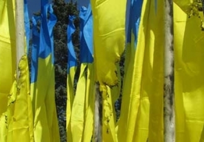 У Донецьку навпроти мерії підпалили прапор України 