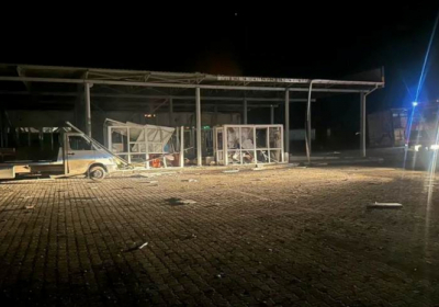 росіяни атакували пункт пропуску 