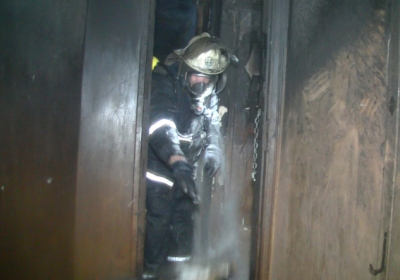 В Харькове в результате пожара в многоэтажке погибла женщина, - ВИДЕО