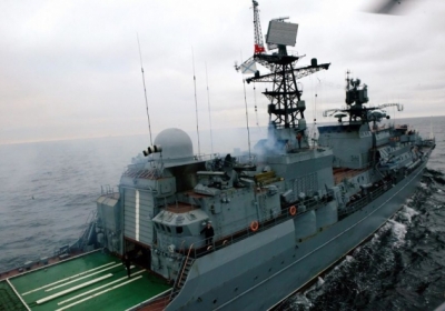 Корабли Балтийского флота открыли артиллерийский и ракетный огонь во время учений