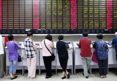 На фондовых рынках Китая снова обвал