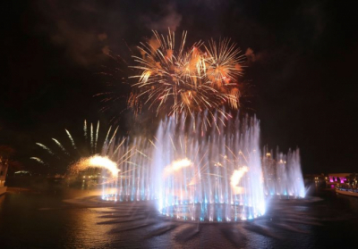 Відкриття найбільшого у світі фонтану в Дубаї, 22 жовтня 2020 Фото: AP Photo/Kamran Jebreili