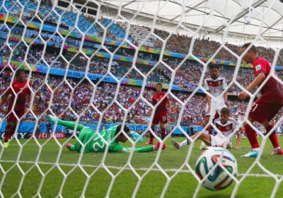 Во время матча Германия-Португалия на трибунах красовался плакат 