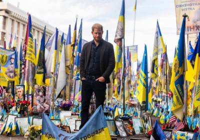 Принц Гаррі вшанував загиблих на Майдані та презентував програми допомоги військовим