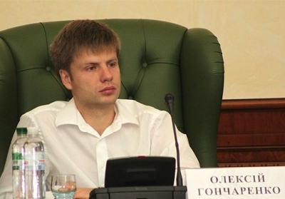 Гончаренко у безпеці: його хотів покалічити батько антимайданівця, який загинув в Будинку профспілок