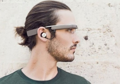 Обновлены Google Glass получили функции музыкального плеера