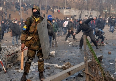 В массовых беспорядках на Грушевского участвует 500 человек - МВД