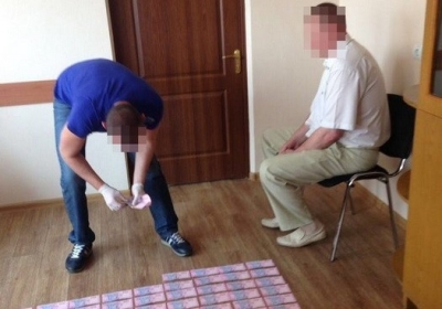 СБУ поймала чиновника Харьковоблэнерго на взятке