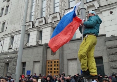 Флаг России сняли с флагштока возле горсовета Харькова, однако символику ЕС на место не вернут 