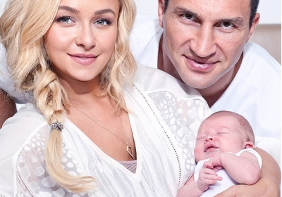 Кличко і Панеттьєрі показали фото своєї новонародженої доньки