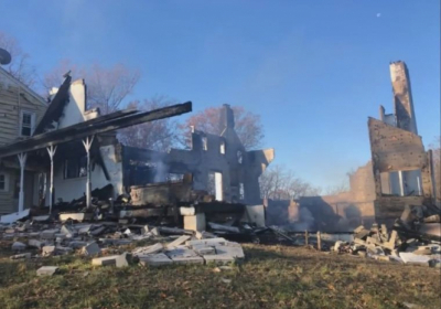 Будинок після пожежі Фото: Twitter / Pete Piringer