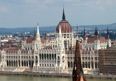Парламент Угорщини евакуювали через радянську бомбу 