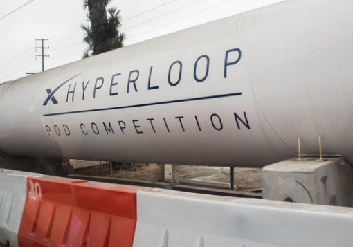 Hyperloop здійснив першу поїздку з людиною 
