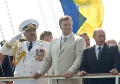 Юрій Ільїн, Віктор Янукович, Володимир Путін.  Фото: сomments.UA