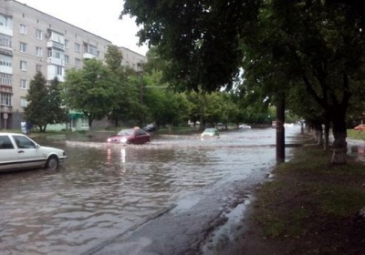 Ливень затопил Луцк, - фото
