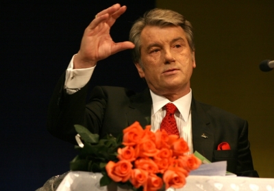Ющенко має найбільше привілеїв серед екс-чиновників