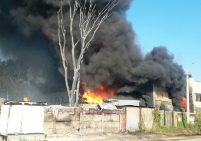 На Киевщине произошел пожар на территории 