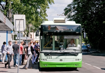 В Крыму граждан агитируют провластными видеороликами даже в троллейбусах 