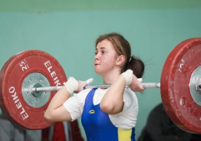Украинская тяжелоатлетка завоевала бронзу на Юношеских олимпийских играх