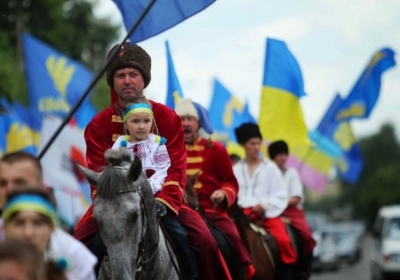 53% украинцев выступают за вступление в Европейский Союз, - социологи