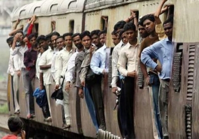 В Індії потяг збив паломників: загинули 37 осіб