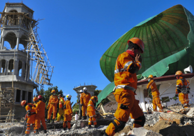В Индонезии из-за цунами погибли 62 человека, сотни раненых, - ОБНОВЛЕНО