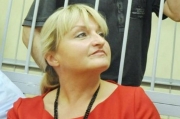 Ірина Луценко попросила суд випустити її чоловіка на волю
