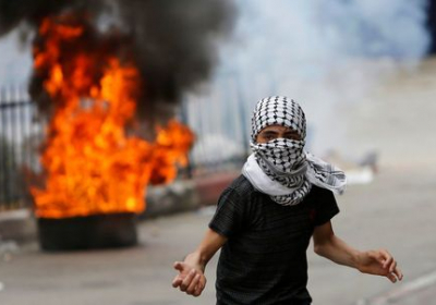 На границе Израиля и Палестины возникли столкновения между военными и демонстрантами