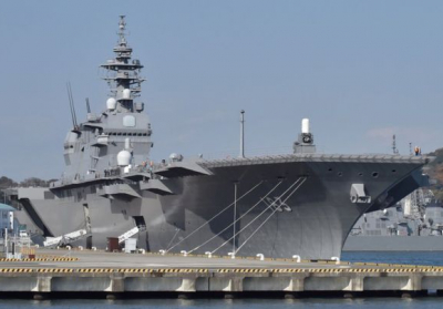 Япония впервые направила крупнейший военный корабль для сопровождения авианосца США