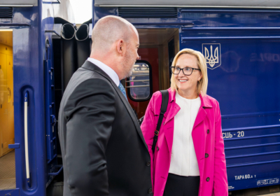 До Києва прибула тимчасова повірена у справах США в Україні