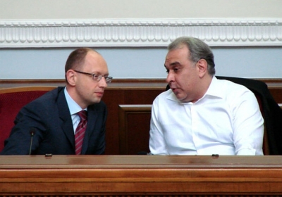 Жвания: импичмента не будет, но уже завтра Рада отправит Азарова в отставку