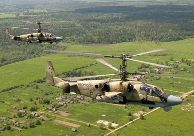 За 18 кілометрів від українського кордону виявили 29 російських вертольотів та 2 військові літаки, - РНБО