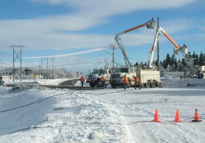 Двое погибли и более 30 человек пострадали из-за ледяного шторма в Канаде