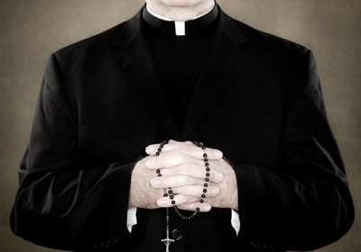 В Сальвадоре католического епископа лишили сана за педофилию