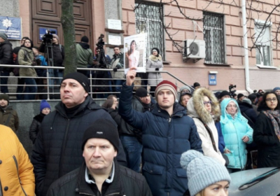 Участники пикета относительно Ноздровской требуют встречи с Луценко и отставки Авакова