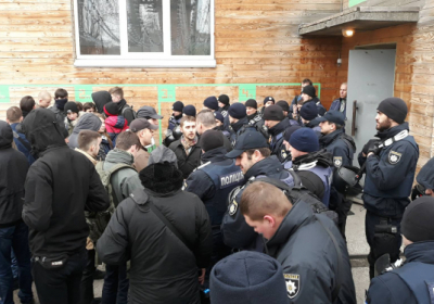 В Киеве правые пытались сорвать дискуссию о распространении ультраправых движений