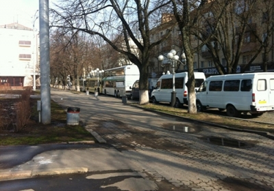 Опозиція сама перегородила вулиці автобусами, - міська рада Полтави 