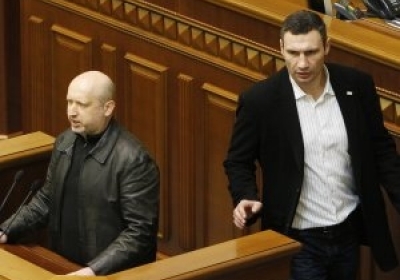 Кличко предложил провести закрытое заседание Рады. Турчинов согласился
