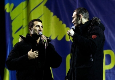 Братья Кличко стали первыми украинцами, которые собрали миллион сторонников в Facebook